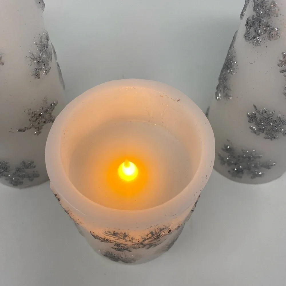 Set of 3 Silver & White Faux Snowflake Glitter Candles